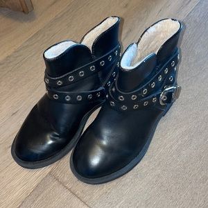 Toddler boots